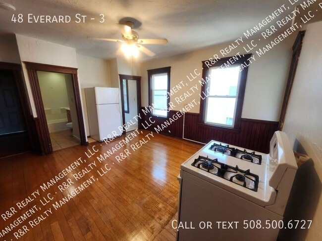 Photo - 48 Everard St Unit 3