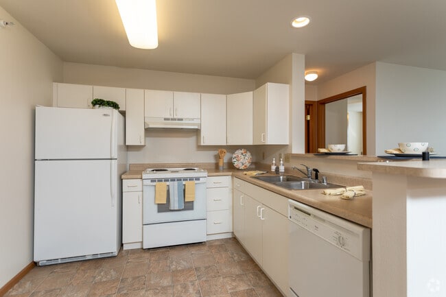 2BR, 1BA