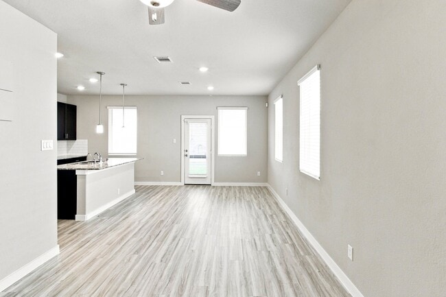Photo - 2186 Shady Pier Dr