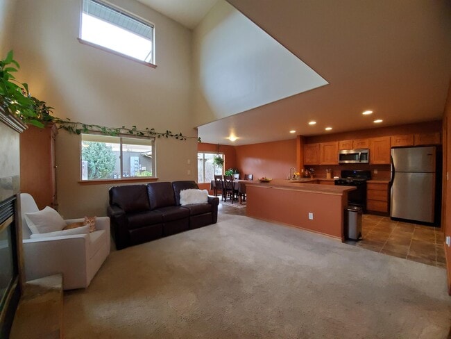 Photo - 389 S Ferguson Ave Townhome