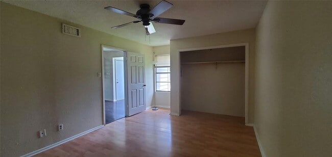 Building Photo - 12900 Walden Rd Unit 422D