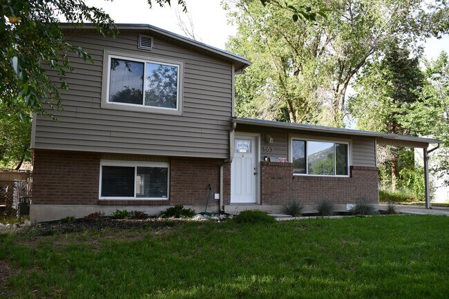 Photo - 563 E Hilo St