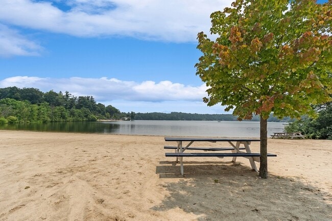 Photo - Arrive Lunenburg