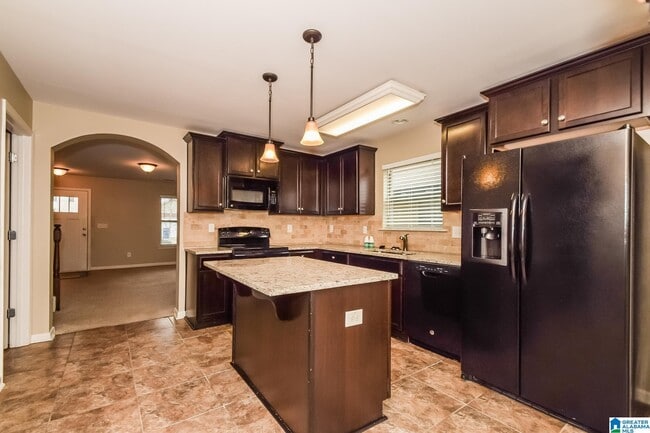 Photo - 9321 Hoffman Pl