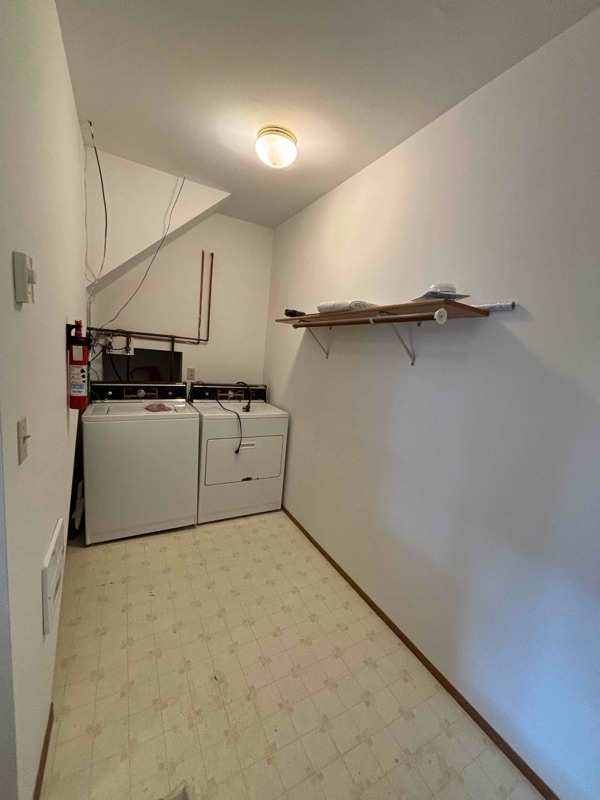 Photo - 109 W 10th St