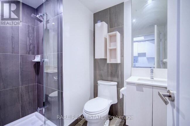 Photo - 195 Redpath Ave Unité 1102