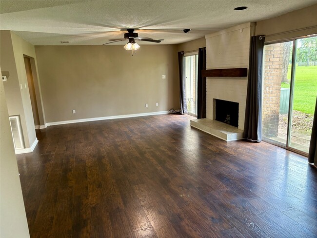 Photo - 1830 Veranda Dr
