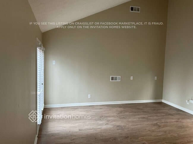 Photo - 183 W Putnam Ferry Rd