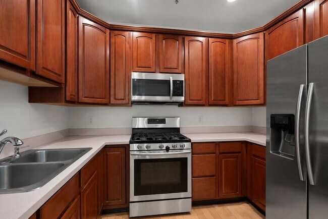 Photo - 360 Oswego Ct Unit 360