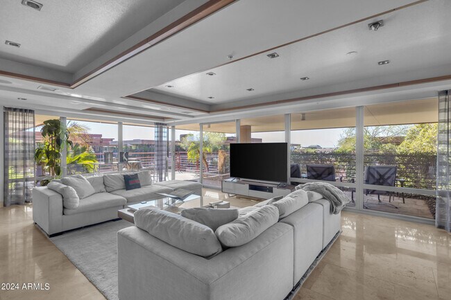 Photo - 7141 E Rancho Vista Dr Unidad PH 7008