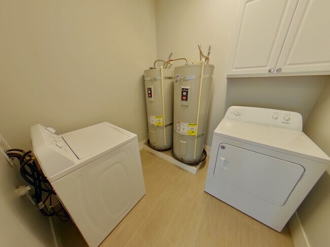 Photo - The Ty Unit 1544