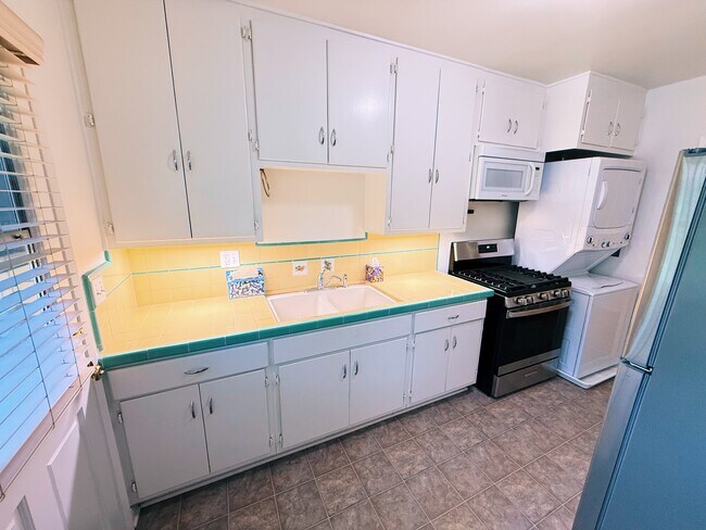 Photo - 1753 Silver Lake Blvd Unit 1753