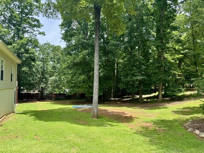 Photo - 362 River Point Dr