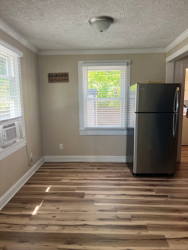 Photo - 301 Clement St