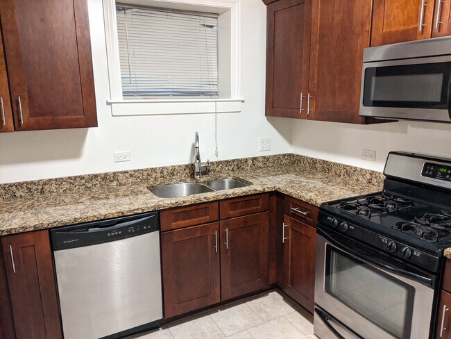 Photo - 800 Brummel St Unit 3