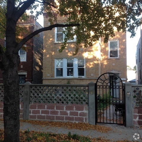 Building Photo - 1707 N Luna Ave Unit 2 Rental