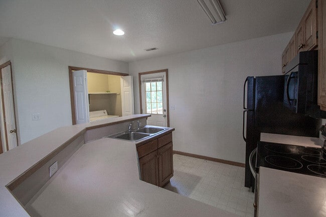 Photo - 5342 Godas Cir