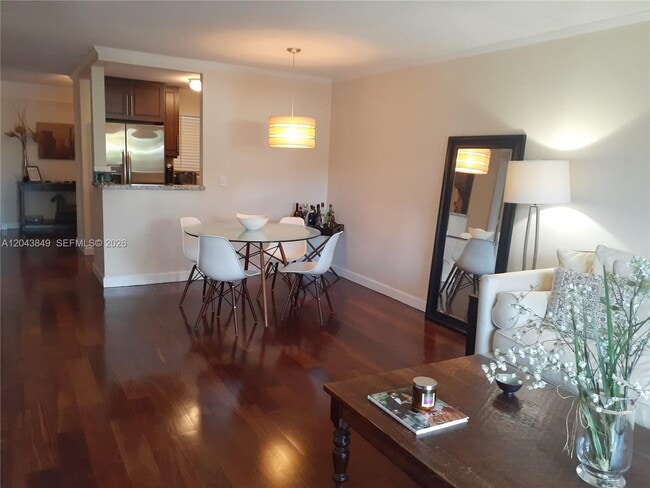 Photo - 1610 Lenox Ave. Unit 301