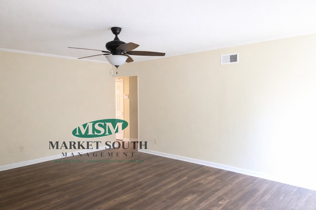 Photo - SOUTHSIDE - WINDSOR FOREST