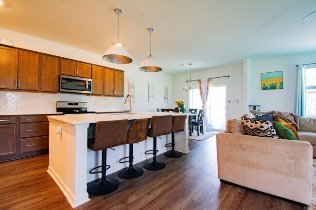 Photo - Coming Soon! 3 Bedroom 2.5 Bathroom