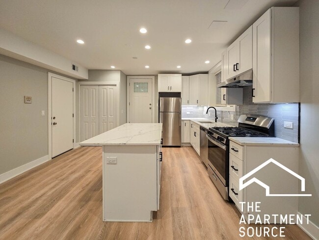 Photo - 4839 N Wolcott Ave