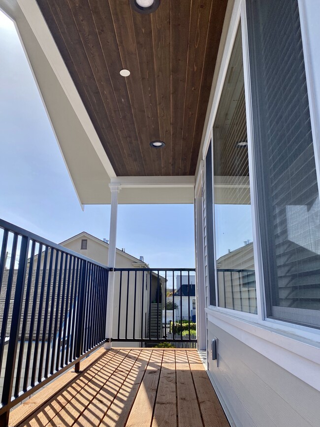 Photo - 1318 6th St Unit 3