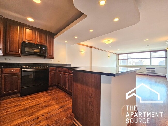 Photo - 1354 N Dearborn St Unit 19M