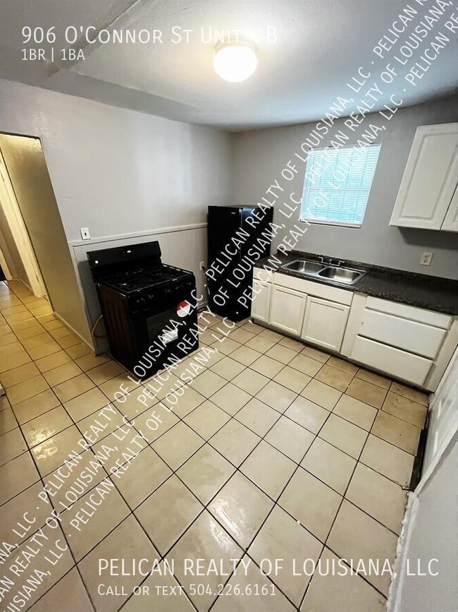 Photo - 906 O'Connor St Unit B