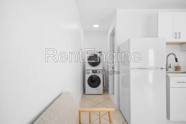 Photo - 1636 NW 6th Ave