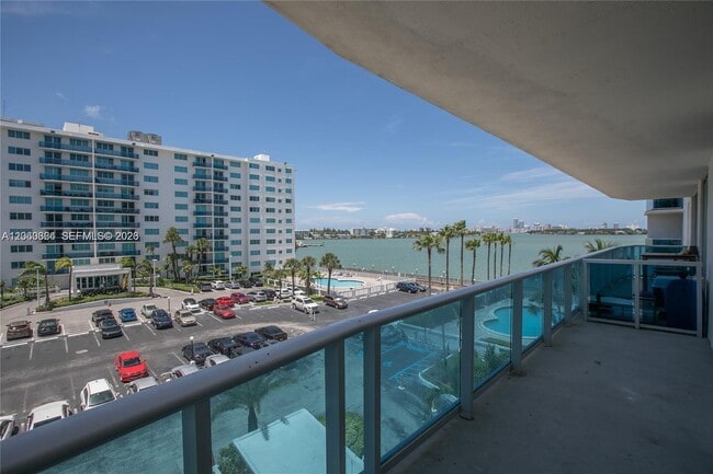 Photo - 7501 E Treasure Dr Unit 4K