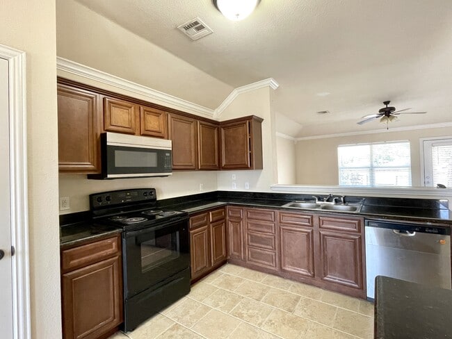 Photo - 4811 Mill Creek Dr