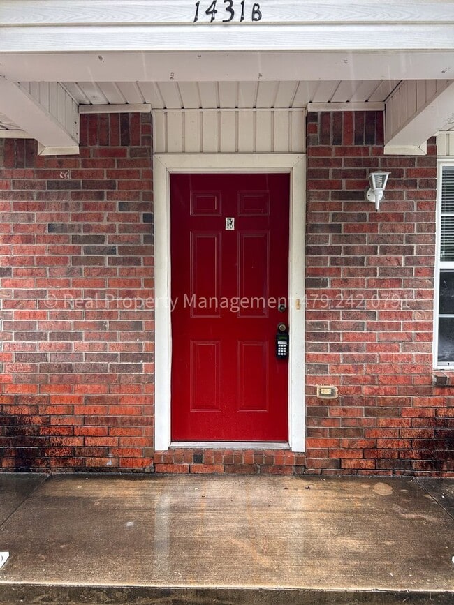 Photo - 1431 Brazil Ave House