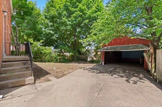 Photo - READY FOR MOVE IN! Don't miss this STUNNING, FULLY RENOVATED 3 bedroom in McKeesport!