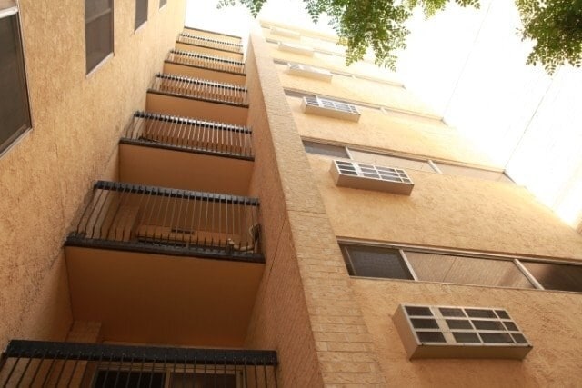 Photo - 201 N 13th Ave