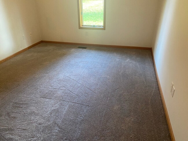 Photo - 604 Apple Hill Way