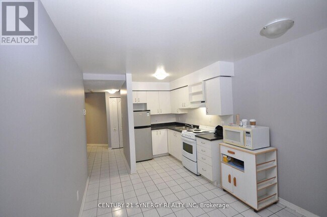 Photo - 450 MacLaren St Unit 2