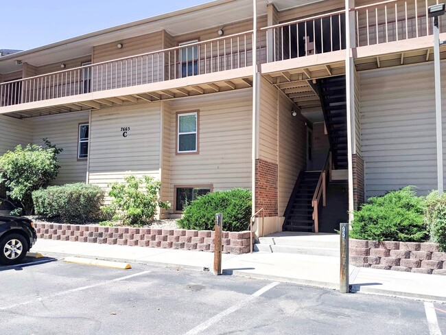 1 Bedroom Condo (Available Immediately) - 1 Bedroom Condo (Available Immediately)