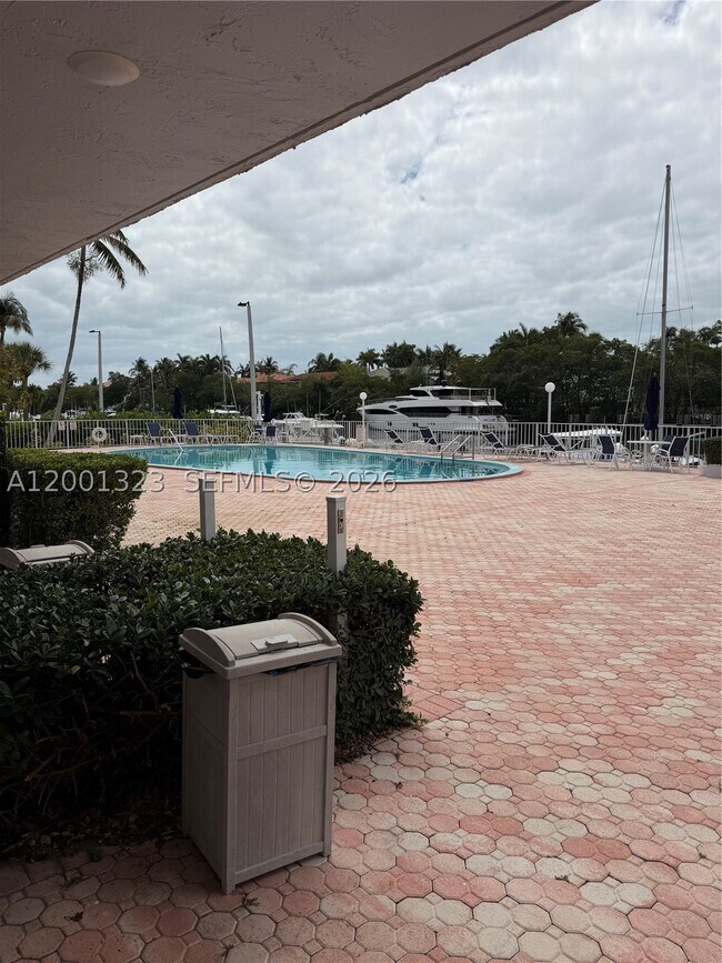 Photo - 100 Edgewater Dr Unit 127