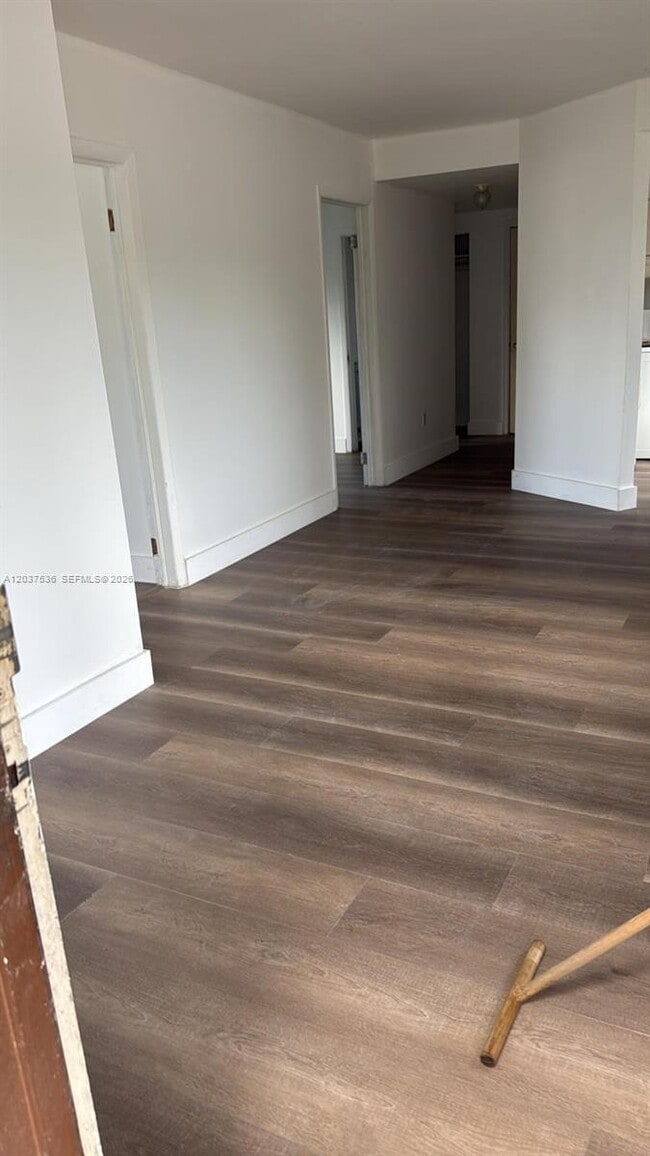 Photo - 6151 SW 35th St Unidad 1