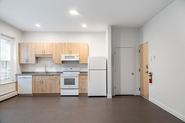 Photo - 187 Pearl St