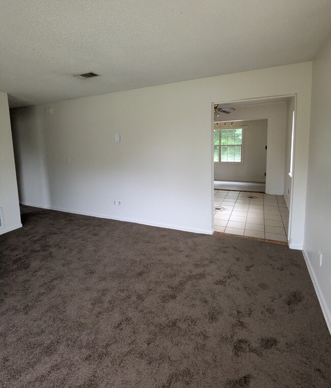 Photo - 2704 Astoria Dr