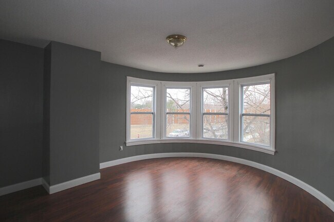 Photo - 220 E 27th St Unidad 2