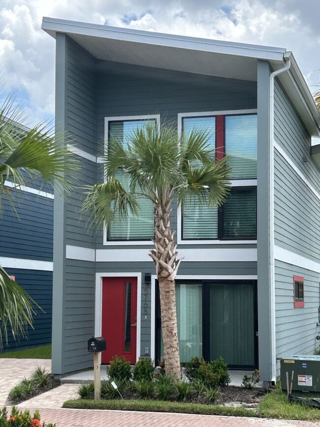 Building Photo - 2 bedroom / 2.5 bath new construction avai... Rental