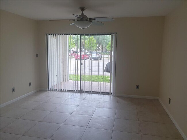 Photo - 520 S Park Rd Unidad 18-12