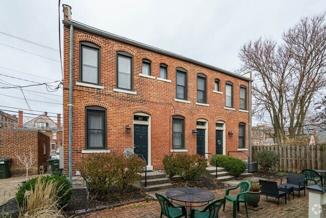 Building Photo - 103-107 Prescott St. Unit 103 Prescott Ave Rental