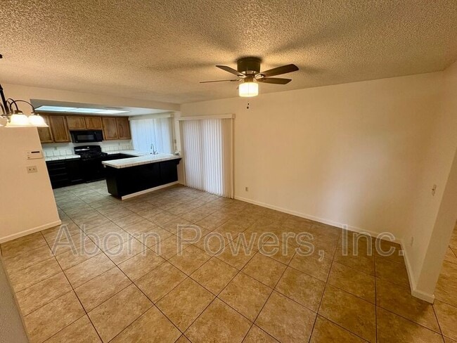 Photo - 752 Crosswind Dr