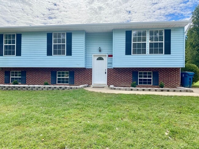 Building Photo - 29411 Petunia Dr Rental