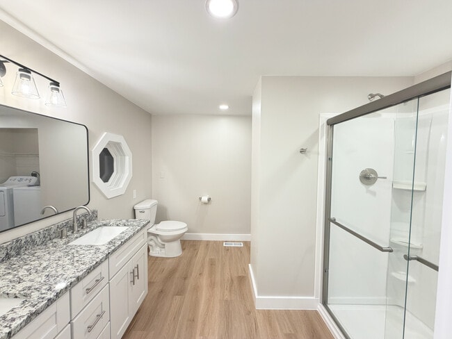 Photo - 4 Stratton Ln Unit A