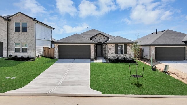 Building Photo - 40630 Balsam Run Ln