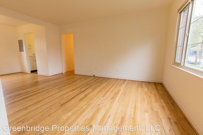 Photo - 815 SE 42nd Ave